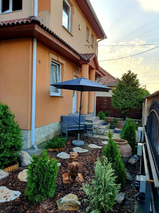 Airport Luxury Apartman 42 Vecsés Zewnętrze zdjęcie